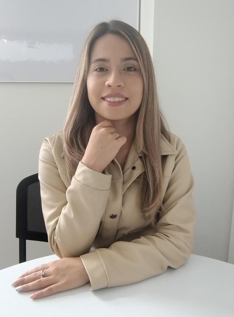 Karen Daniela Torres Gil - Esp.