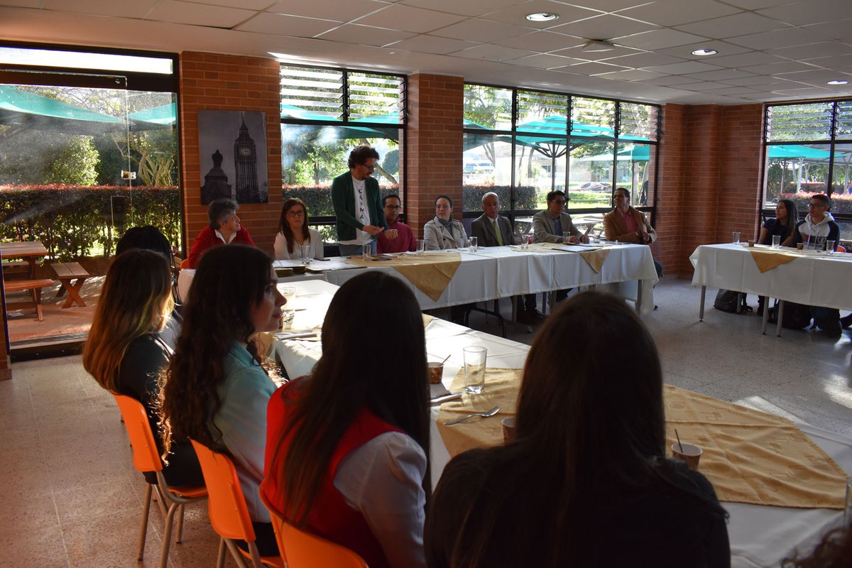 LABORATORIO-DE-LIDERAZGO-CLAP-3.jpg