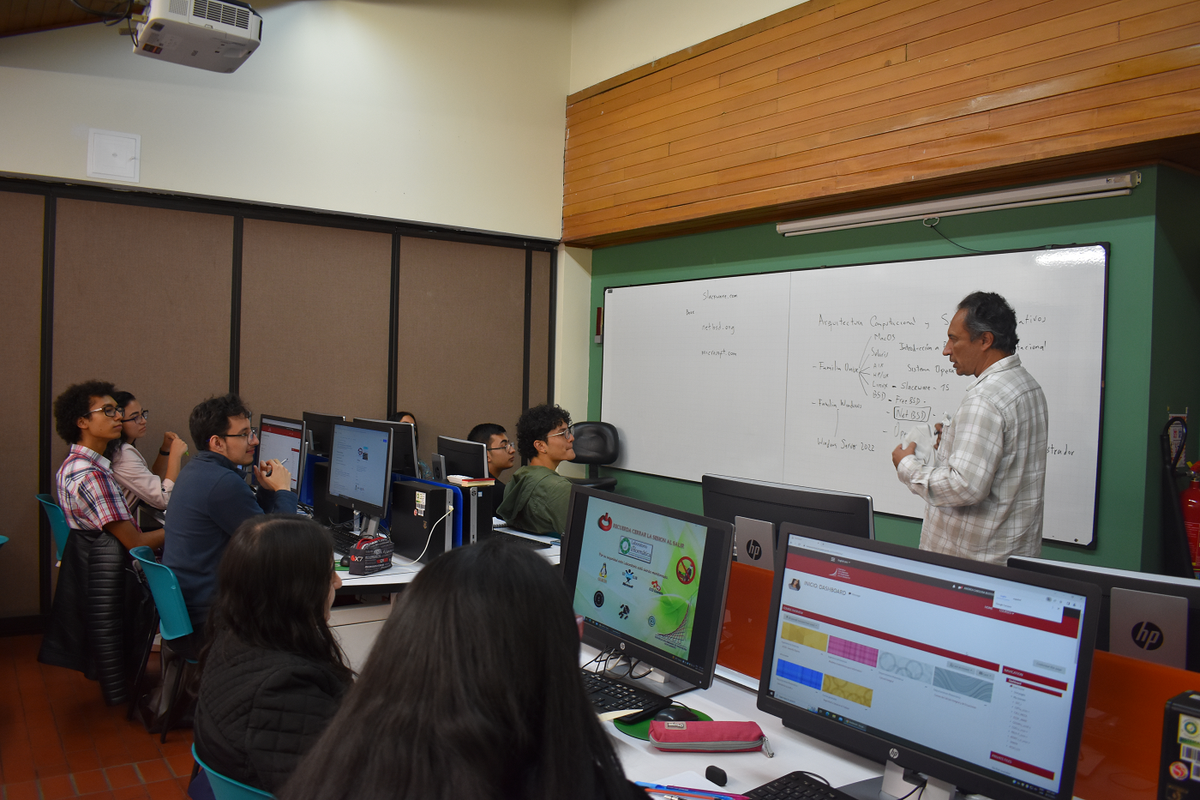 Laboratorio de plataformas computacionales