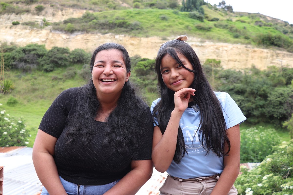 MILENA PATRICIA ROA Y MARÍA FERNANDA