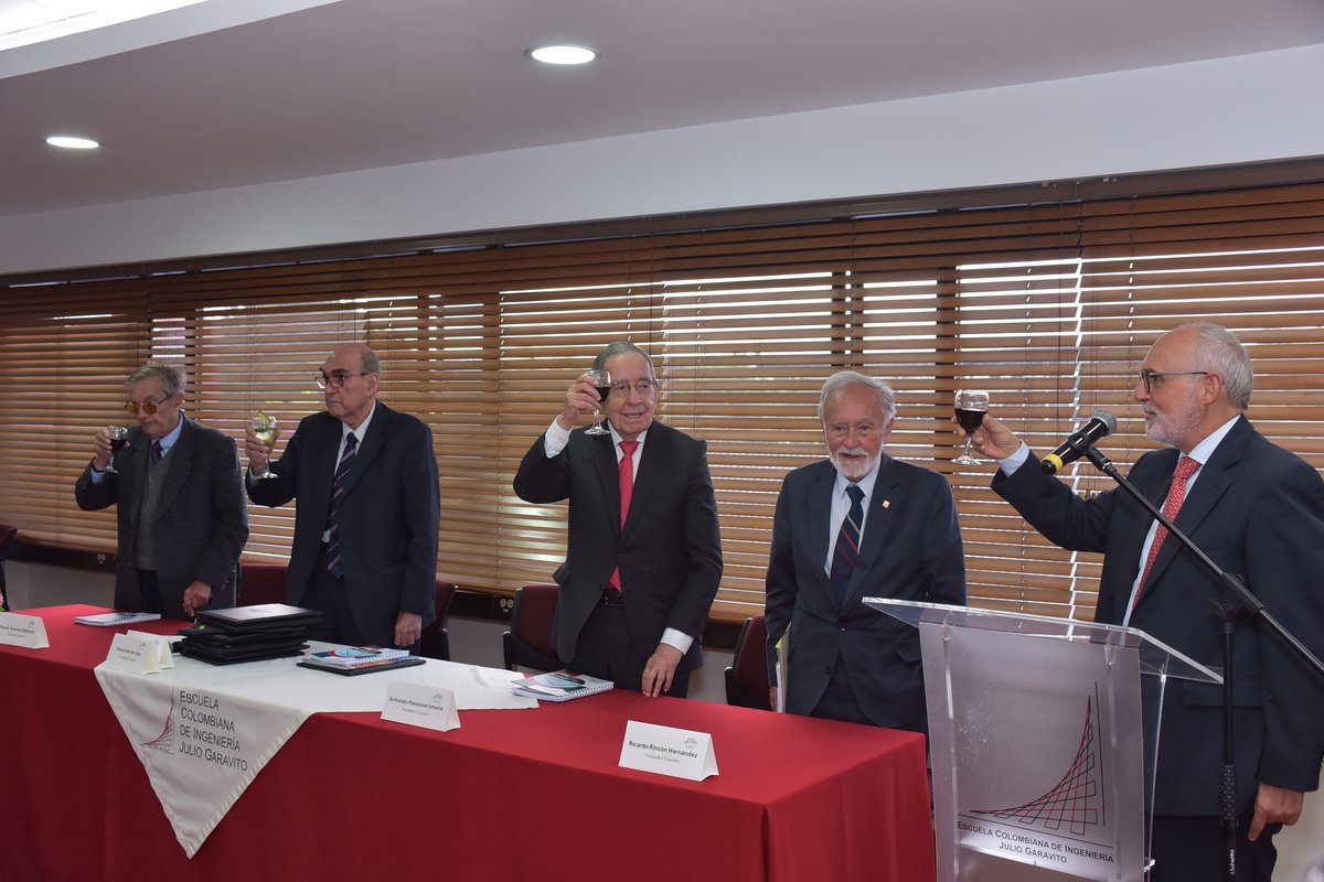 MIEMBROS ADHERENTES DEL CLAUSTRO 2025-2033