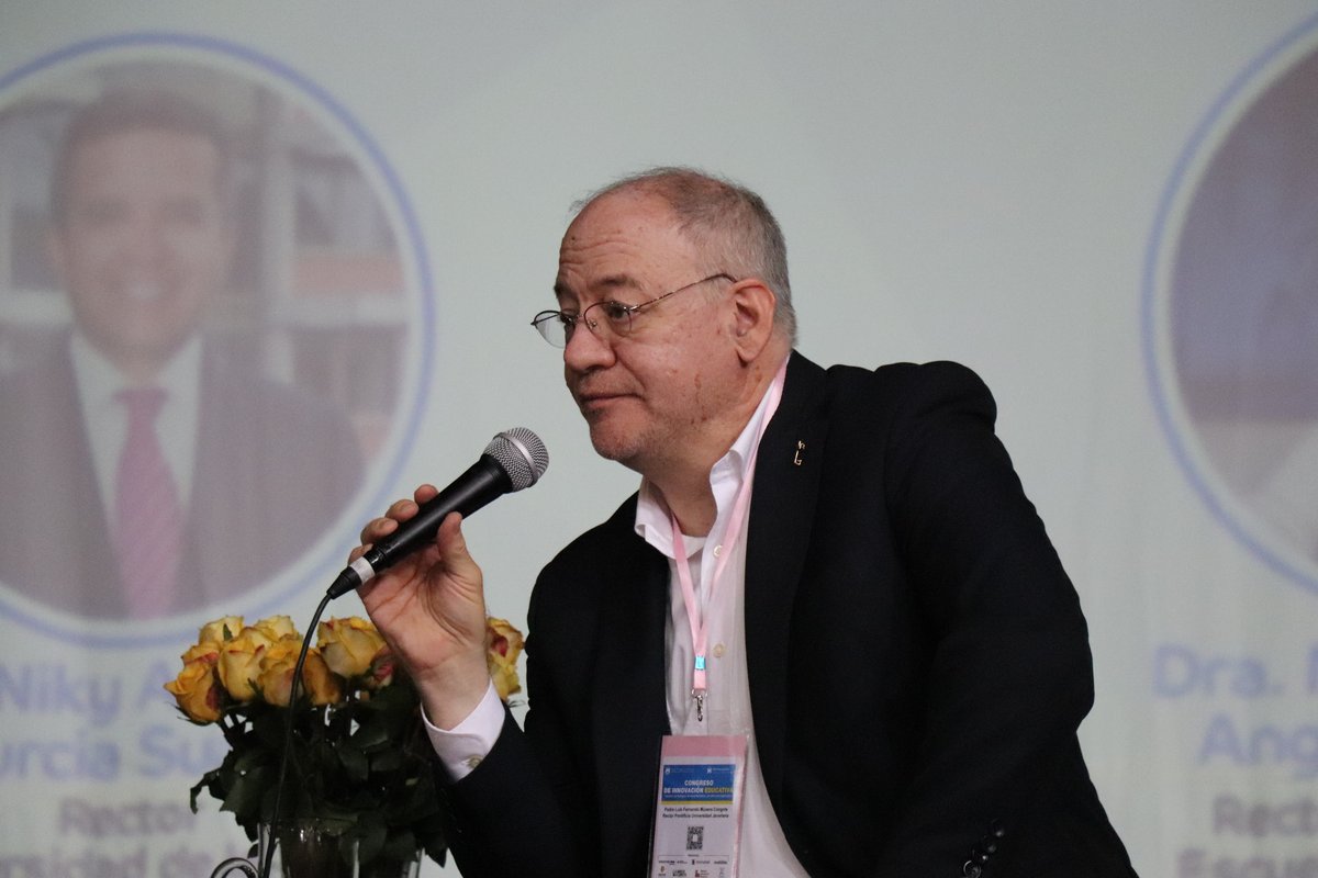 Panel de innovación educativa (10)