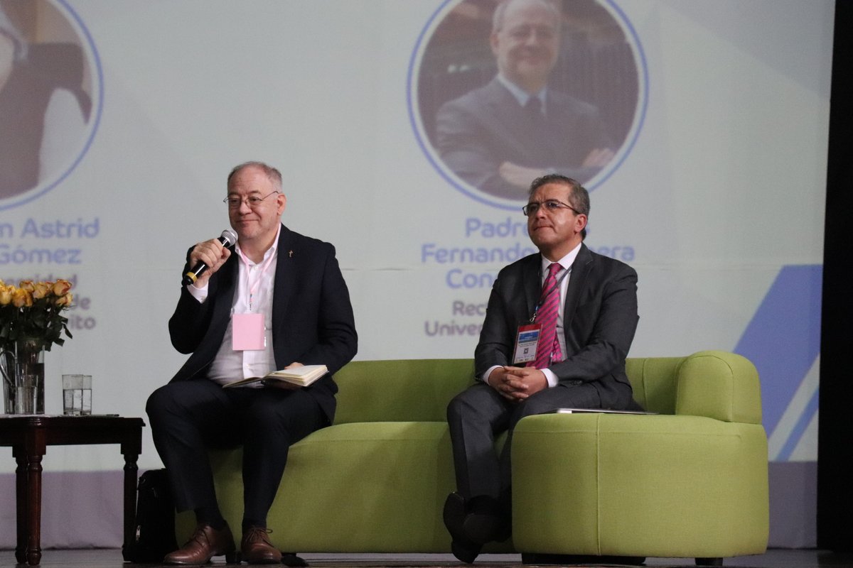 Panel de innovación educativa (8)