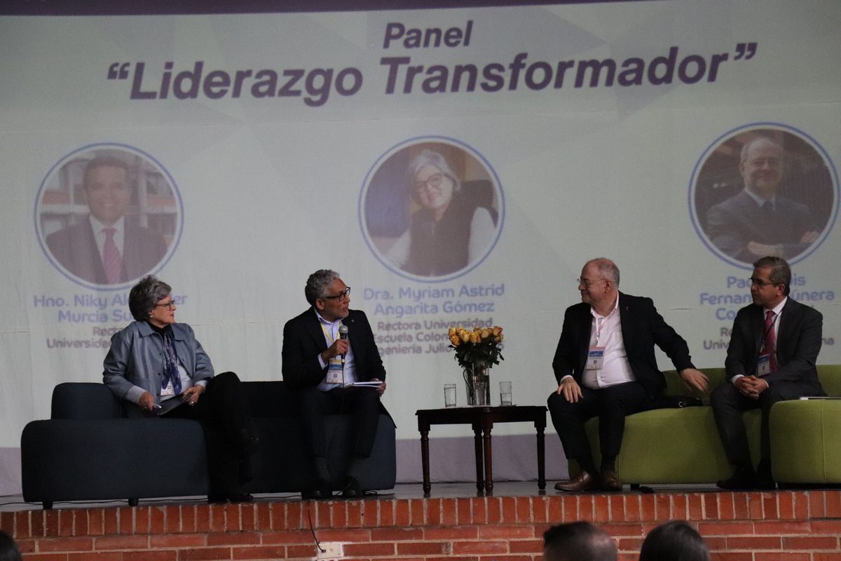 Panel de innovación educativa (17)