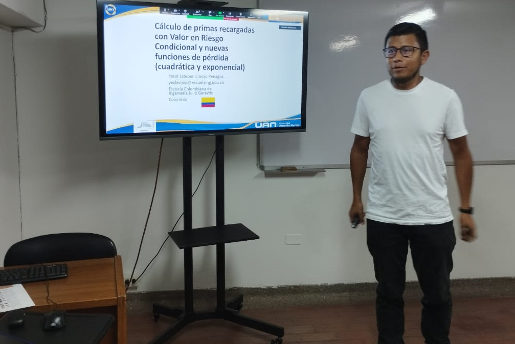 Ponencia del Decano de Matemáticas