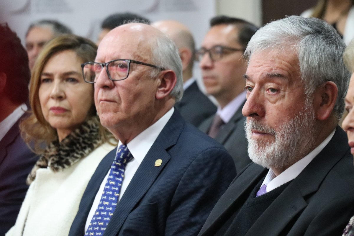 Profesor Emérito y Doctorado Honoris (5)