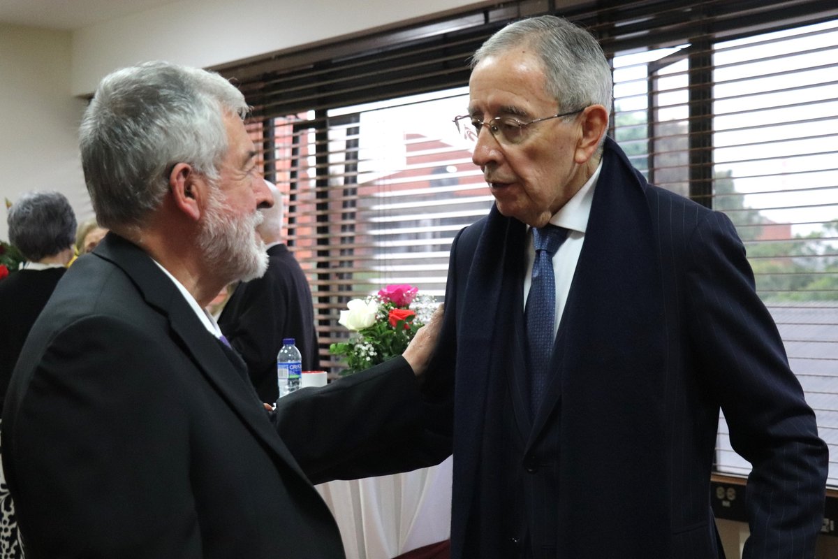 Profesor Emérito y Doctorado Honoris (42) Roberto Ríos y Armando Palomino