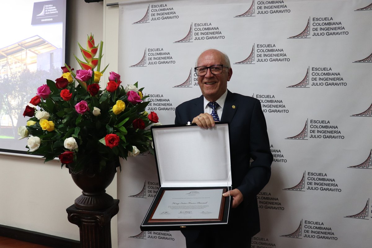 Profesor Emérito y Doctorado Honoris (30)