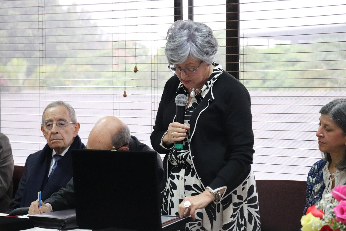 Profesor Emérito y Doctorado Honoris (9)