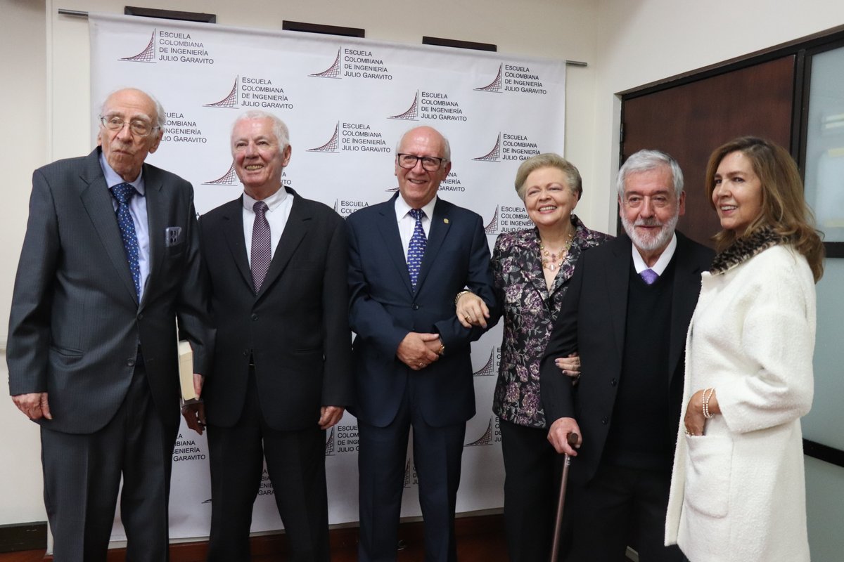 Profesor Emérito y Doctorado Honoris (47)