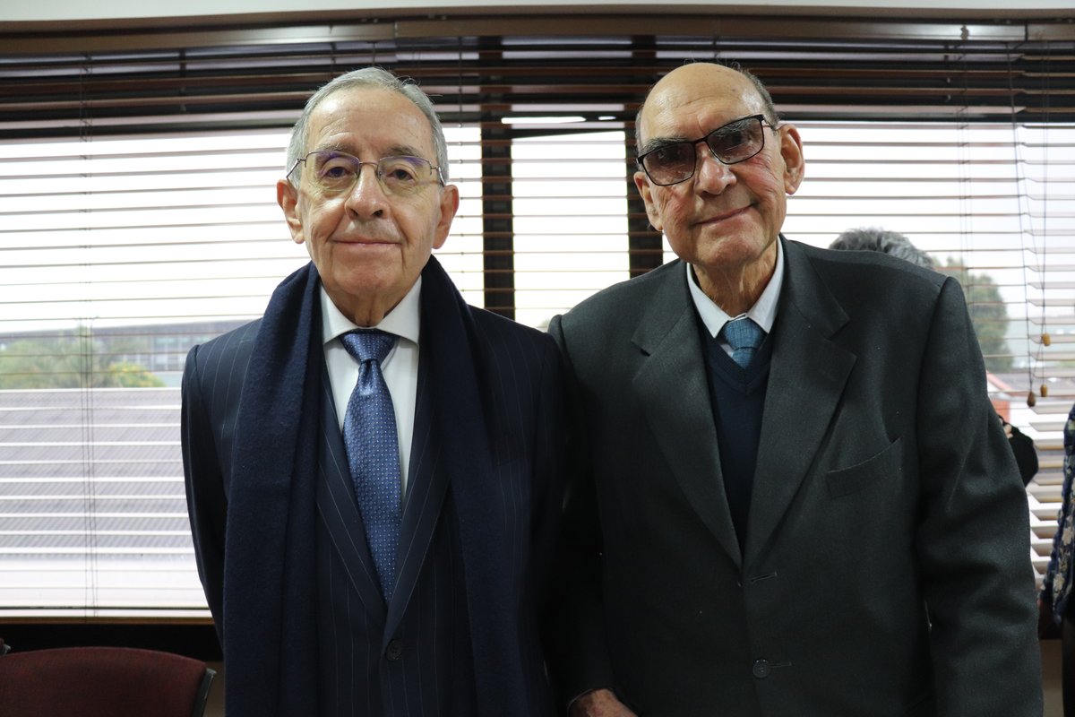 Profesor Emérito y Doctorado Honoris (26) Armando Palomino y Manuel García