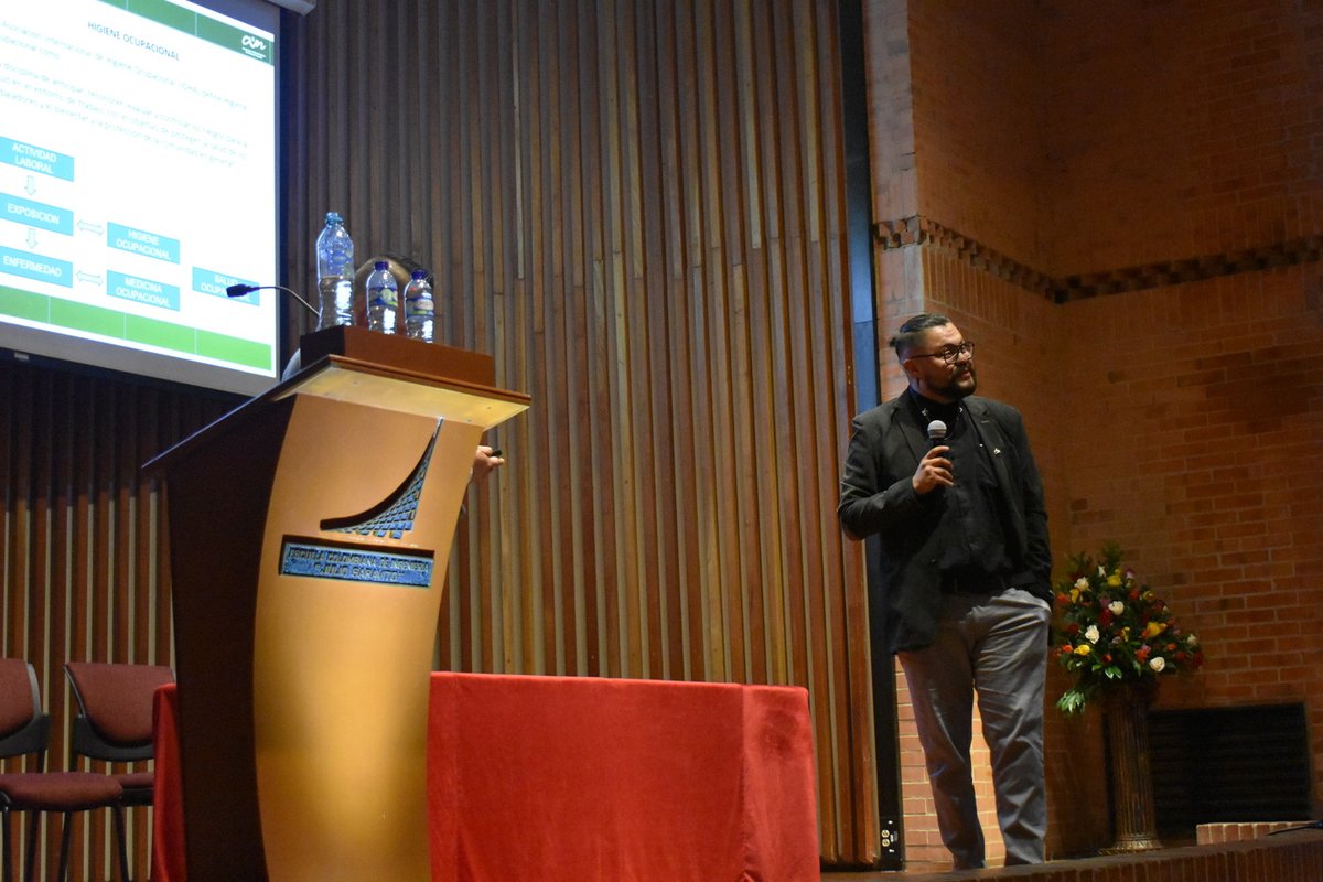 Conferencia: Retos de la integración digital en seguridad y salud en el trabajo (3)