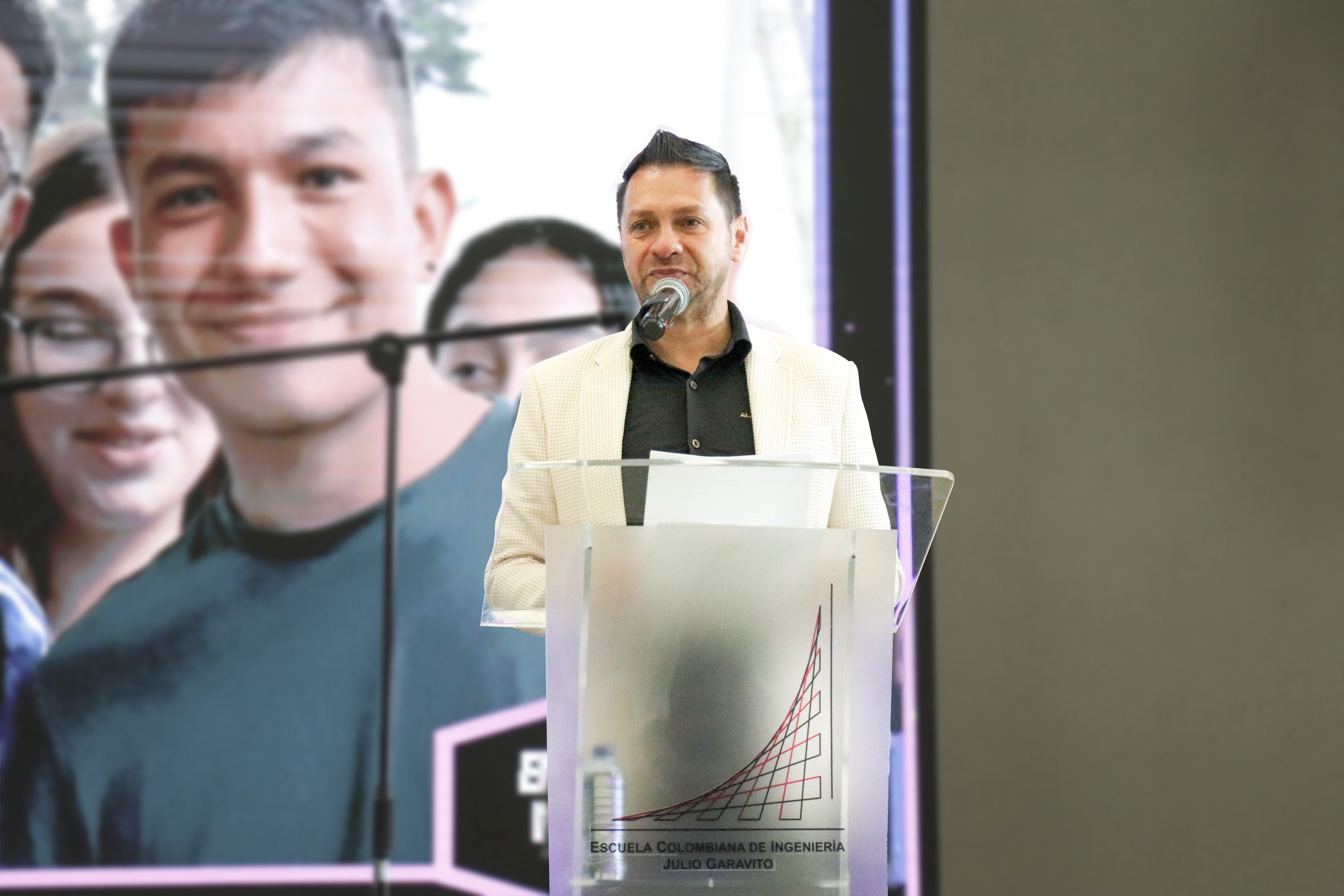 Robert Bienvenida