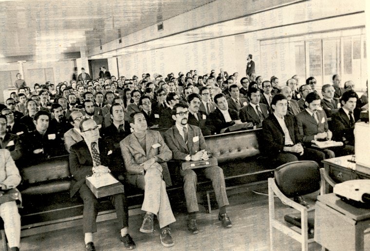 Sesión-inaugural-de-la-Escuela-Colombiana-de-Ingeniería-1972.jpg