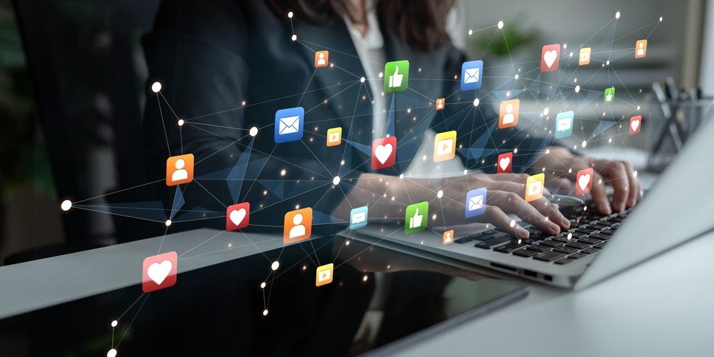 Social media manager