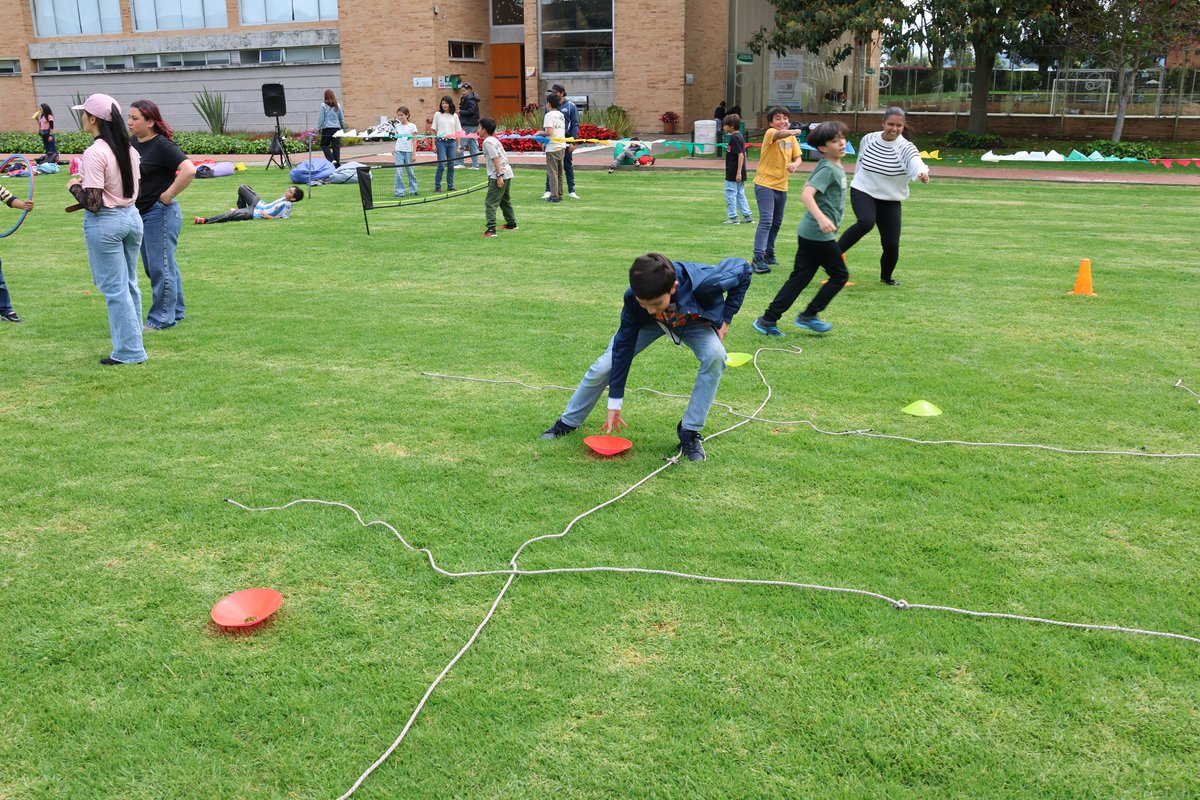 THE MAKER - UNIVERSIDAD ESCUELA COLOMBIANA DE INGENIERÍA JULIO GARAVITO (6)