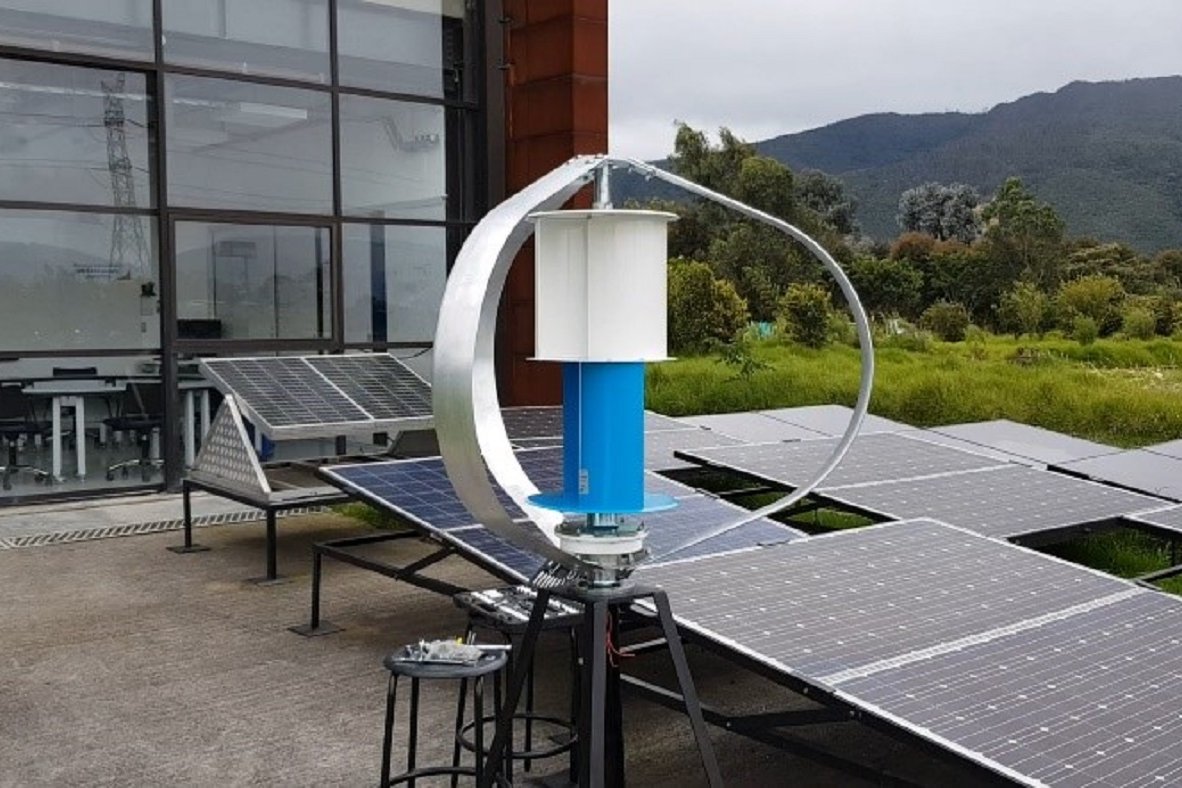 Turbina eólica de eje vertical y levitación magnética.