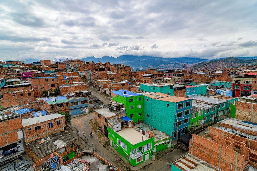 VIVIENDA INFORMAL
