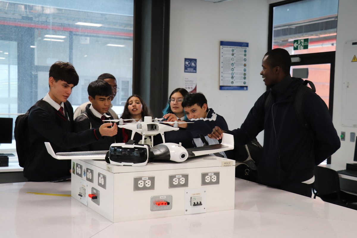 Visita colegio Guasca Robótica (11)
