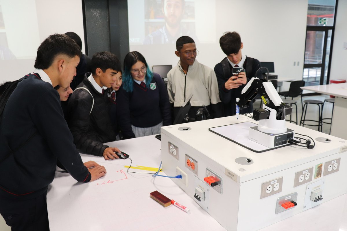 Visita colegio Guasca Robótica (7)