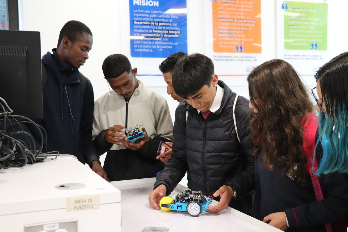 Visita colegio Guasca Robótica (10)