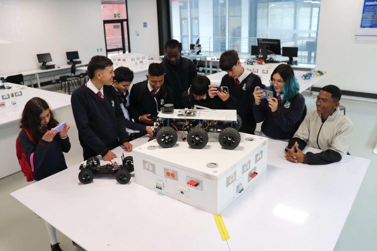 Visita colegio Guasca Robótica (8)