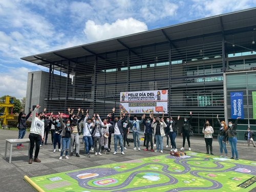 Actividad frente al F