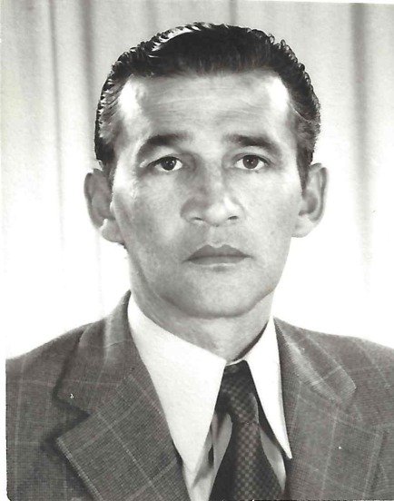 Hernando Rodríguez, miembro benefactor del Claustro
