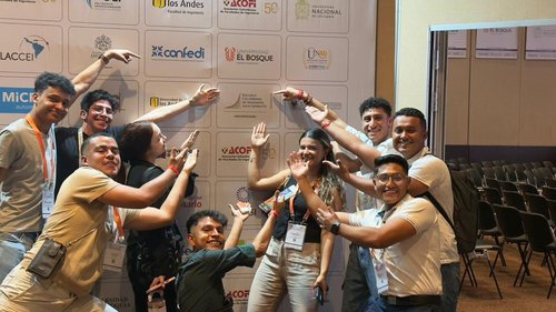 La Escuela presente en ACOFI 2025
