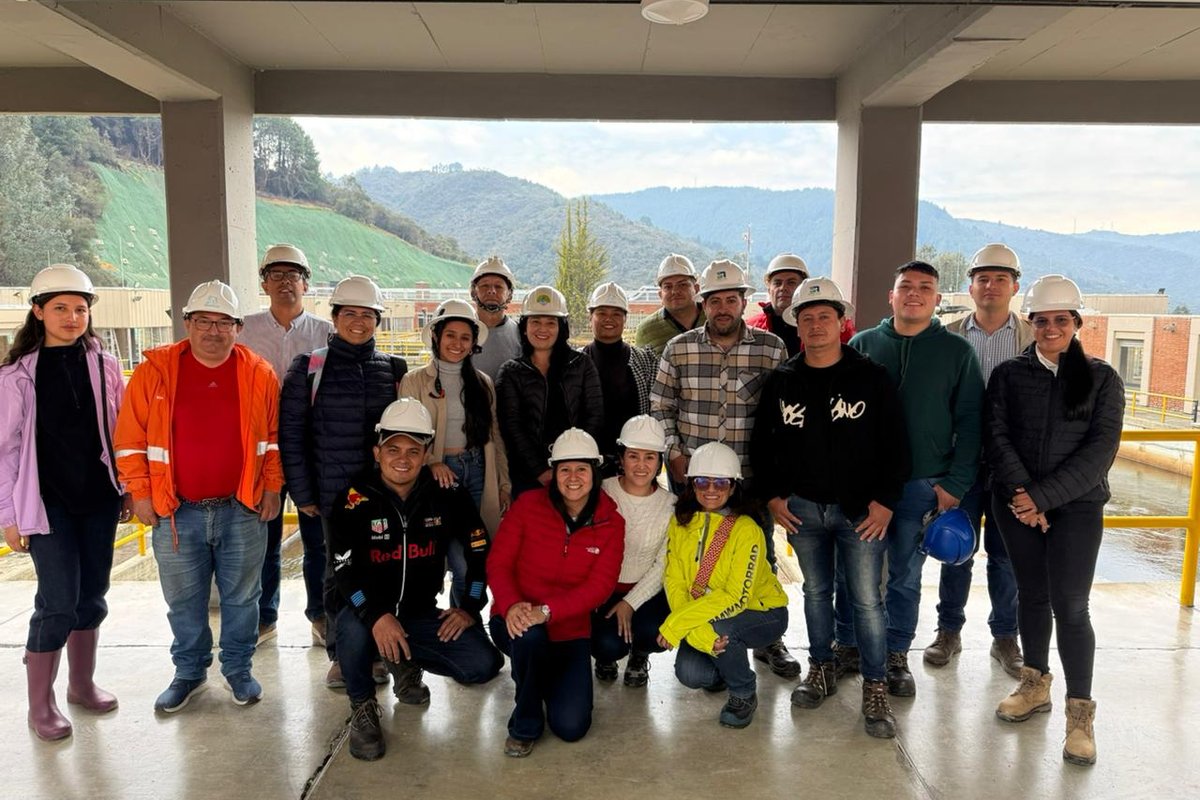 Estudiantes del Diplomado en Gestión Estratégica de Servicios Públicos