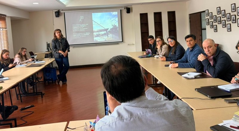 visita del secretario de Ciencia, Tecnología e Innovación de la Gobernación de Cundinamarca, Arturo Melo