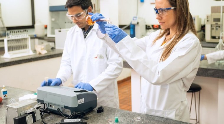 Laboratorios de ingeniería ambiental.jpg