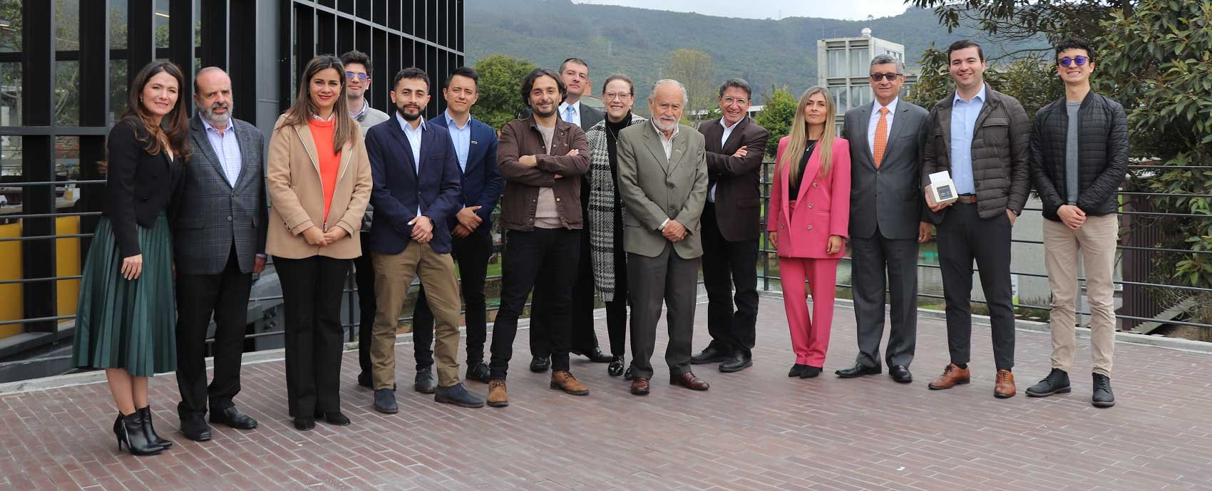 banner del portal desayuno de graduados 22 de junio