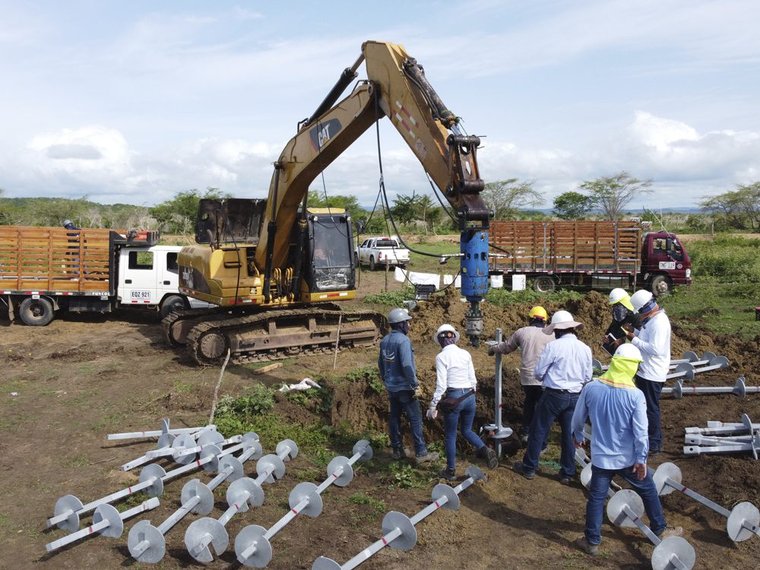 ceco_pilotesHelicoidales AXIATECH