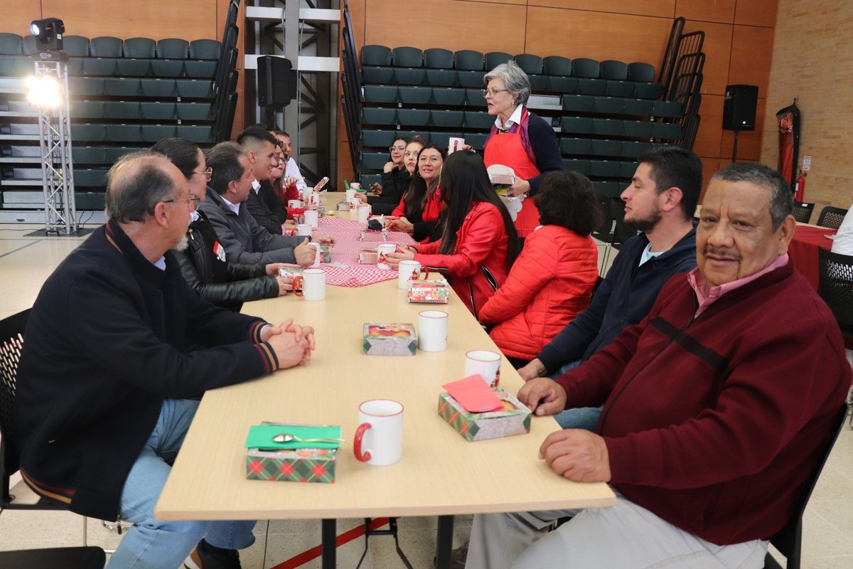 FIESTA FIN DE AÑO
