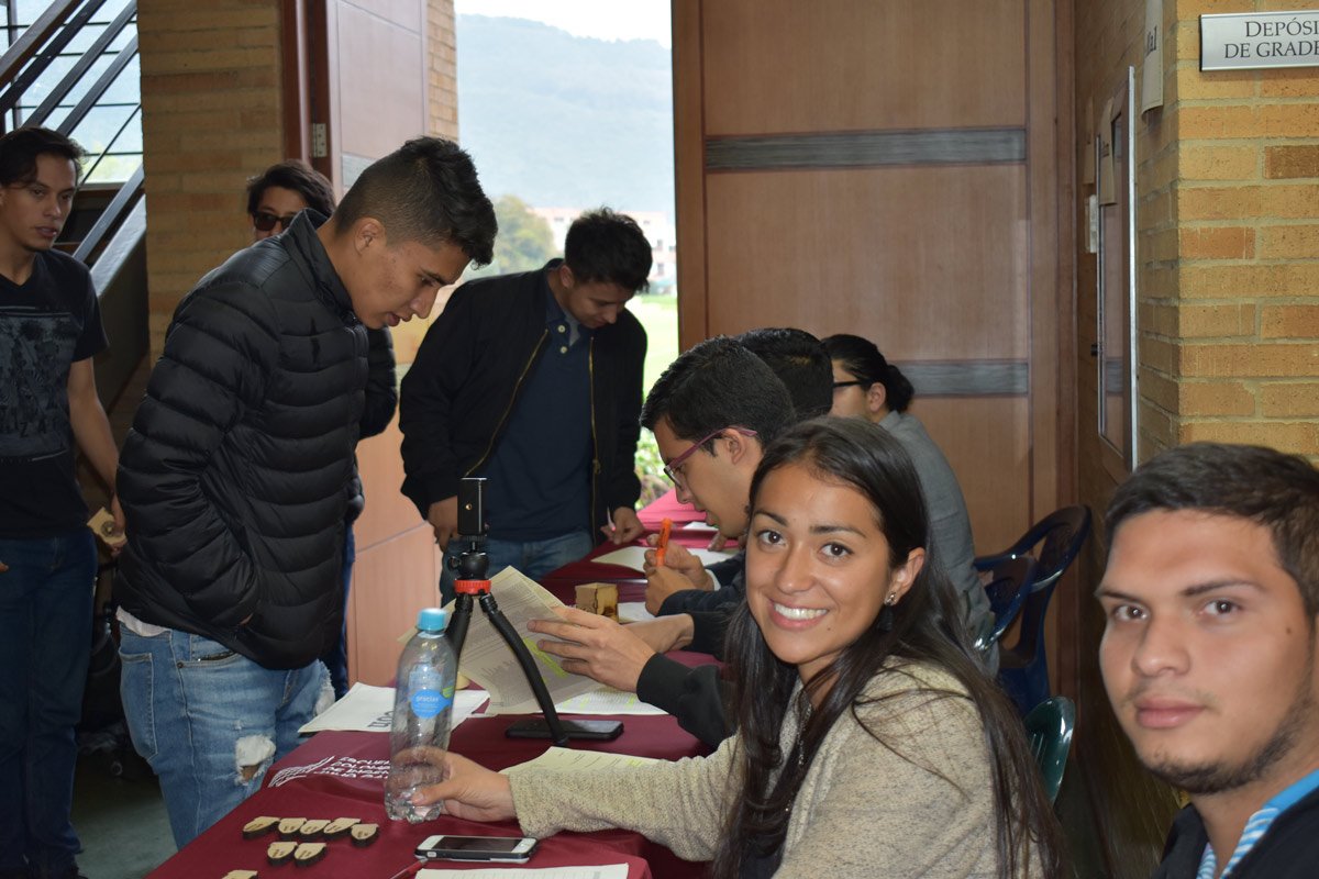 encuentro-de-mecánica-10-escuela-colombiana-de-ingenieria-julio-garavito-10.jpg