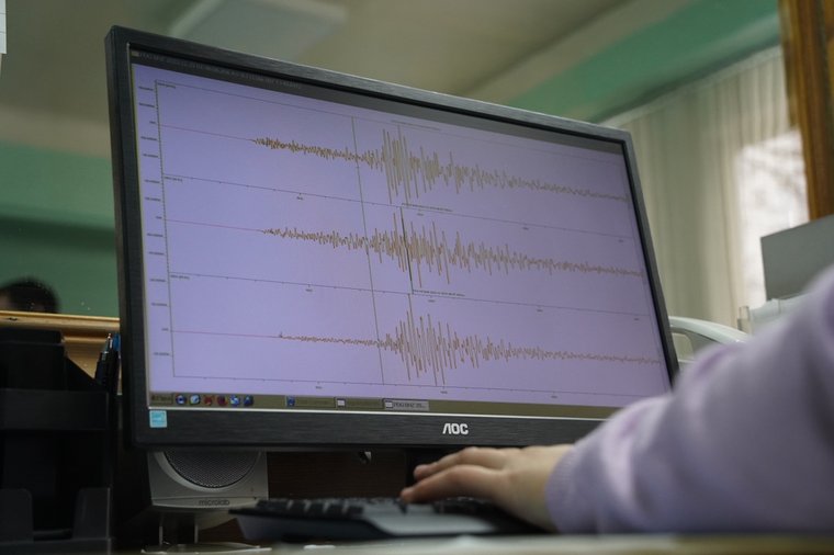 física de los terremotos