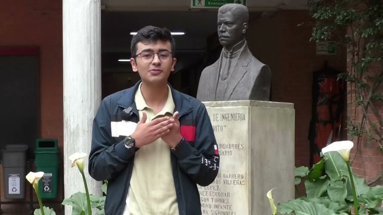 Thumbnail 2 Estudiantes