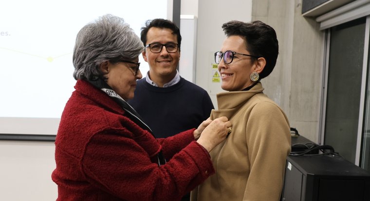 HOMENAJE A VOLUNTARIOS