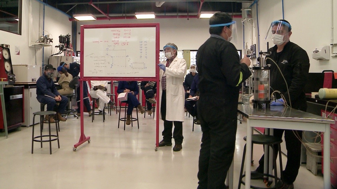 Clase Covid clase.jpeg