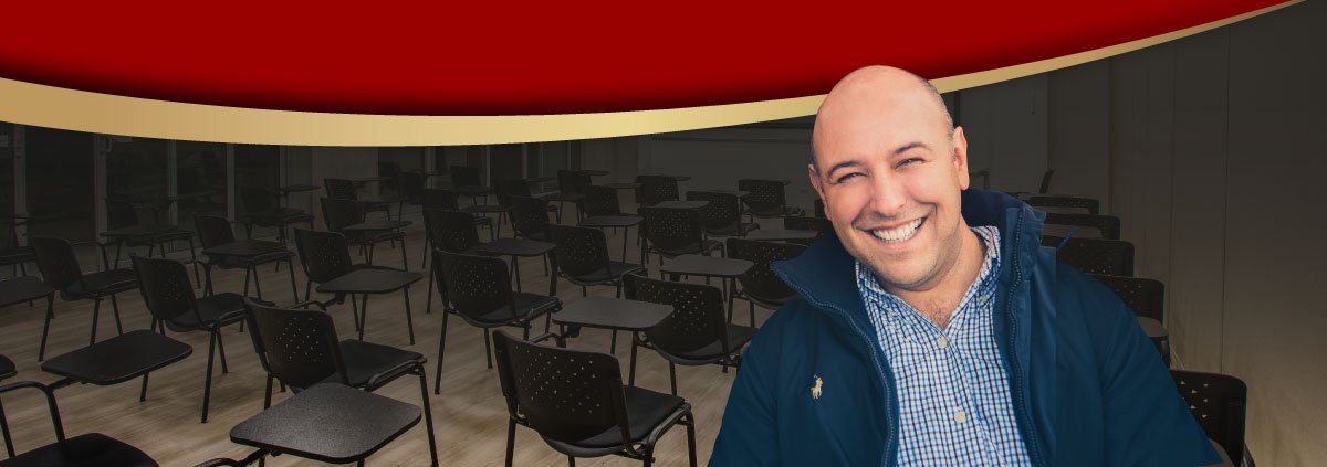 profesores-pantallas-interactivas-digitales-edificio-e