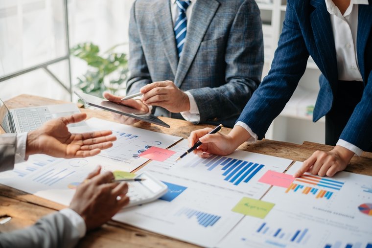 Especialización en Tecnologías y Operaciones para la Competitividad Empresarial