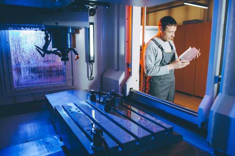 MAESTRIA EN INGENIERIA MECANICA