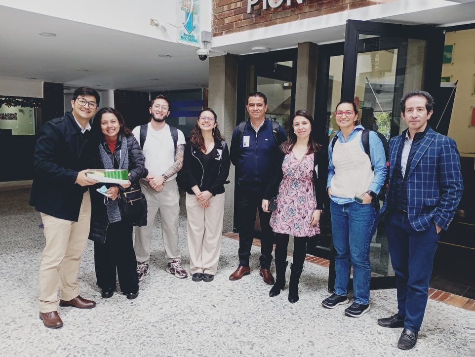 📊 Desde el Programa de Ingeniería Estadística seguimos creando conexiones.

La profesora Ana María Gómez, coordinadora del programa estuvo en el Foro Nacional de Datos y Estadística del DANE y en el lanzamiento de RENAIDA, la Red Nacional de Analítica de Datos e Inteligencia Artificial del DNP, participando además en espacios de networking con expertos del sector público y privado.

Más aprendizajes y más redes que impulsan el futuro de los Datos y la Tecnología. 💪🏼