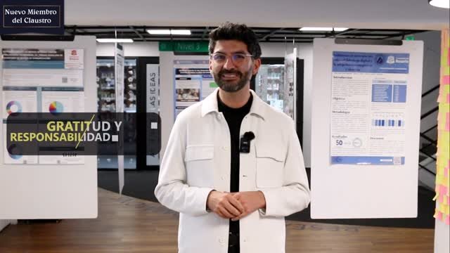 Seguimos conociendo a los nuevos integrantes del Claustro de la Escuela.
 
Hoy les presentamos a Rafael Méndez Romero, graduado del Programa de Matemáticas, quien regresa a su alma mater con la convicción de aportar al crecimiento institucional desde el servicio y la gratitud.
 
Rafael destaca cómo la Escuela transformó su vida y cómo la participación estudiantil le enseñó el valor del pensamiento colectivo, la escucha activa y el compromiso con la comunidad.

Hoy vuelve para fortalecer la innovación pedagógica, la formación STEM y los vínculos intergeneracionales que construyen futuro.