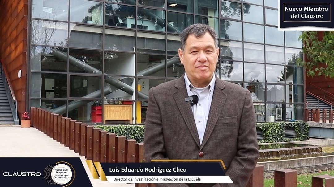Continuamos conociendo a los nuevos integrantes del Claustro de la Escuela.

Hoy presentamos al doctor Luis Eduardo Rodríguez Cheu, director de investigación e innovación de la universidad, quien asume con orgullo y gran responsabilidad su rol como miembro del Claustro.

Aporta su amplia experiencia como director de investigación, así como su recorrido nacional e internacional, para fortalecer los procesos fundamentales de nuestra Escuela.