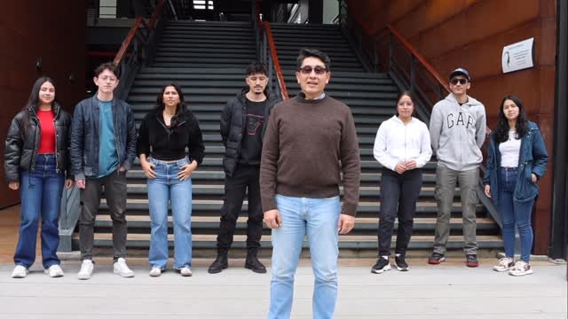 :

🌍✈️ Nuestros estudiantes del Programa de Ingeniería Eectrónica, liderados por su decano el ingeniero Alexander Pérez Ruiz  se preparan para vivir una experiencia única en Guadalajara, México.

Gracias a la convocatoria Subvenciones de Movilidad Internacional del @icetex_colombia, la Escuela fue seleccionada para participar en un proyecto que permitirá conocer de cerca el ecosistema de innovación tecnológica de esta ciudad, referente en transformación digital, sostenibilidad y ciudades inteligentes. 💡🌱

Esta oportunidad fortalecerá la formación de nuestros futuros ingenieros, quienes podrán aplicar lo aprendido en beneficio de la comunidad y del país. 💚
Ellos mismos te cuentan cuáles son sus expectativas.👆🏼

#Internacionalización #MovilidadAcadémica #OrgulloEscuela #ICETEX #TransformaciónDigital