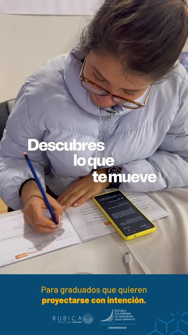 Graduado 👉🏼¿Y si estás dejando de ganar oportunidades solo porque nadie entiende bien lo que haces?
Este bootcamp es para estructurar tu mensaje, tu pitch y tu presencia profesional.
Porque saber hacer no basta: hay que saber contarlo.
📍 Inscríbete → https://bit.ly/BootcampMarcaPersonalECI 
Link de inscripción en nuestra bio.