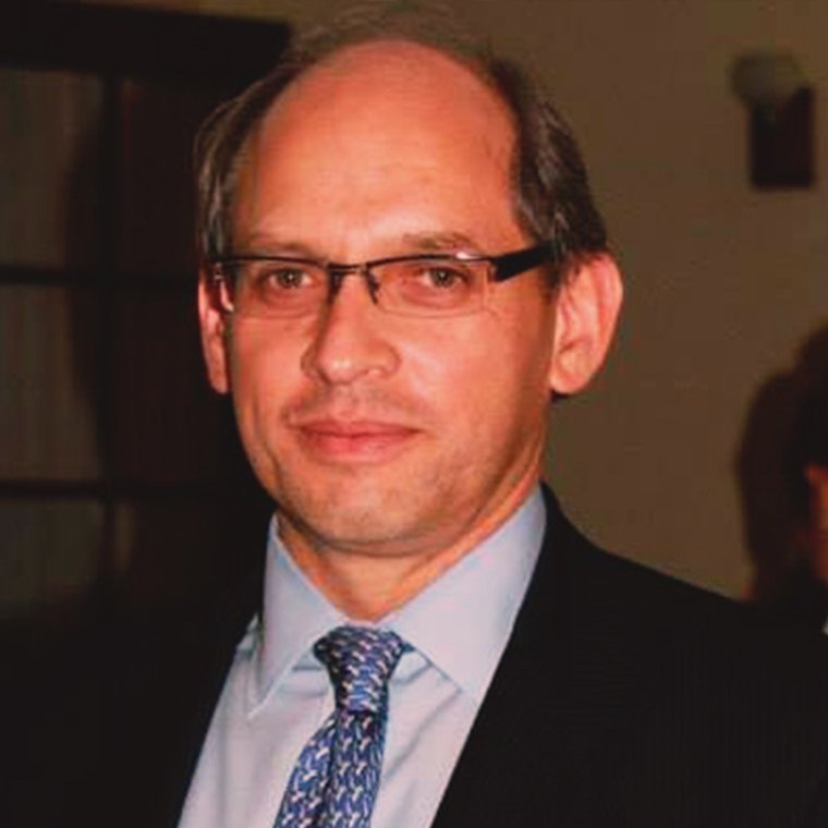 Andrés-Santamaría.jpg