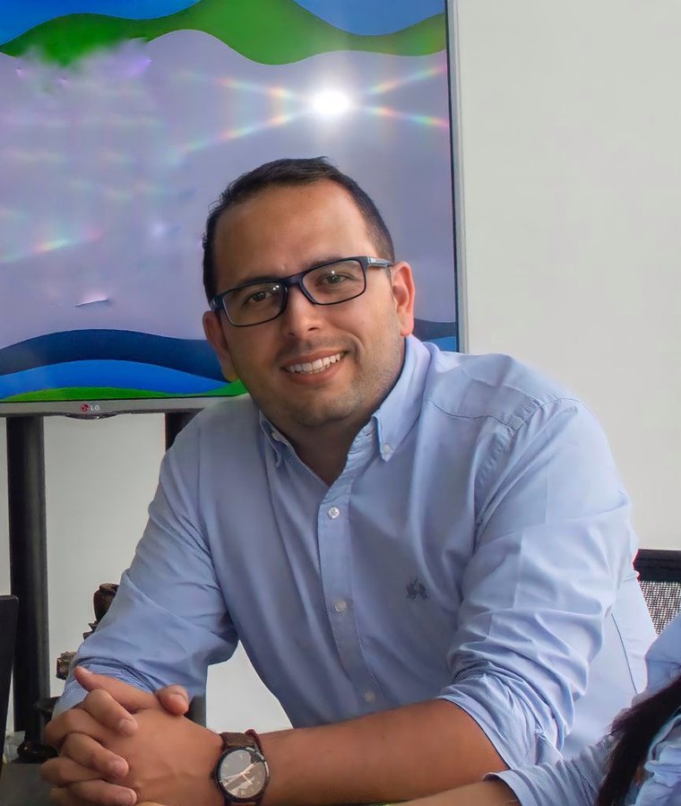 Carlos Mario Gutíerrez.jpeg